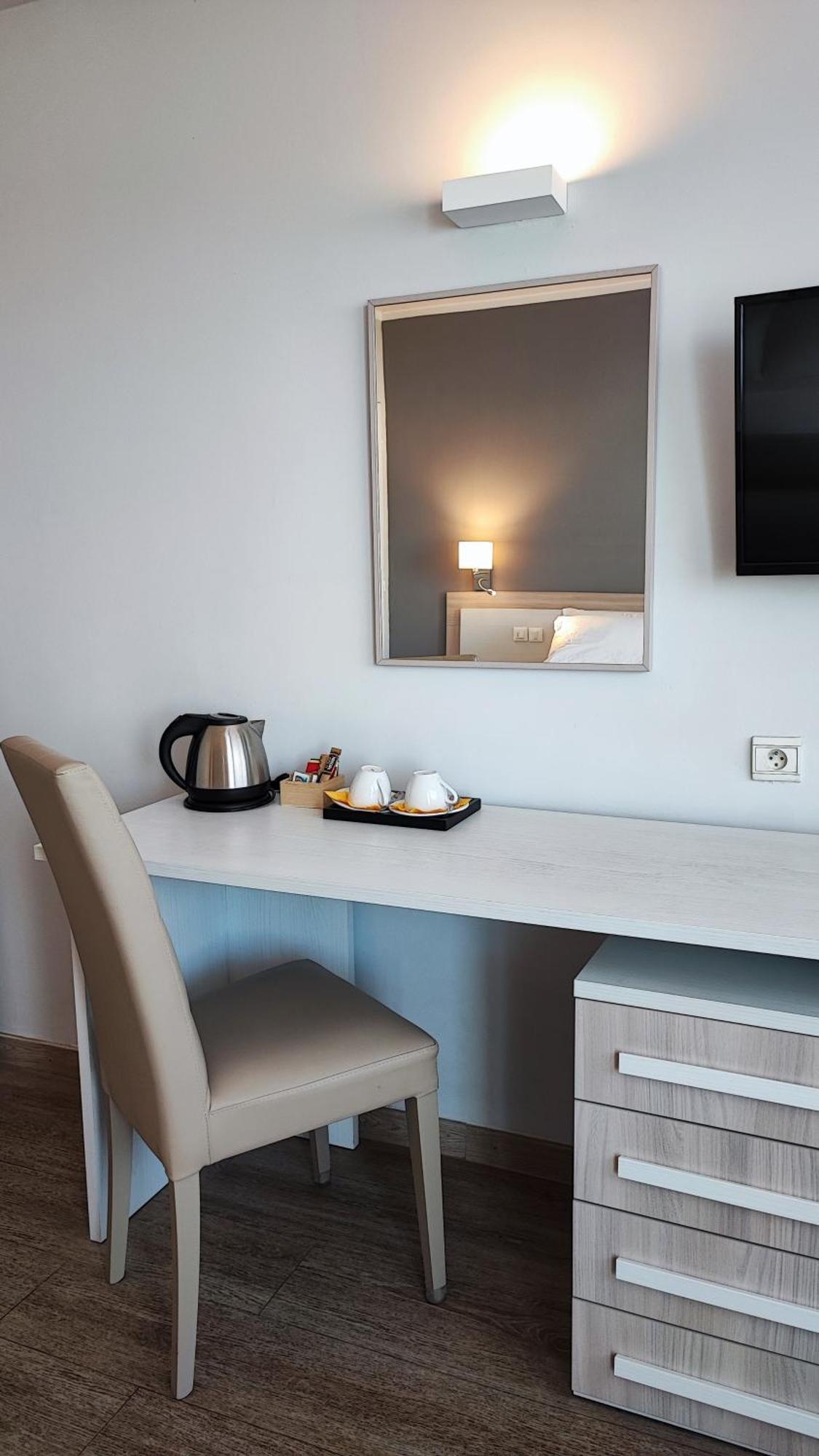 Hotel Alexandra Roquebrune-Cap-Martin Dış mekan fotoğraf